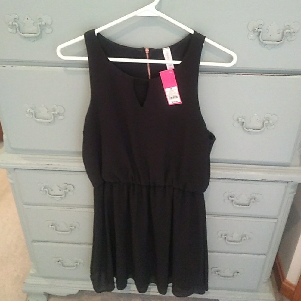 NWT Black Dress with Keyhole Detail